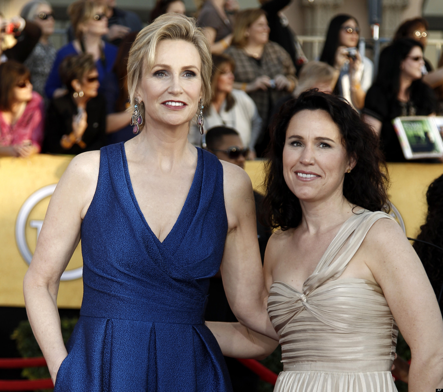 Jane Lynch, Lara Embry