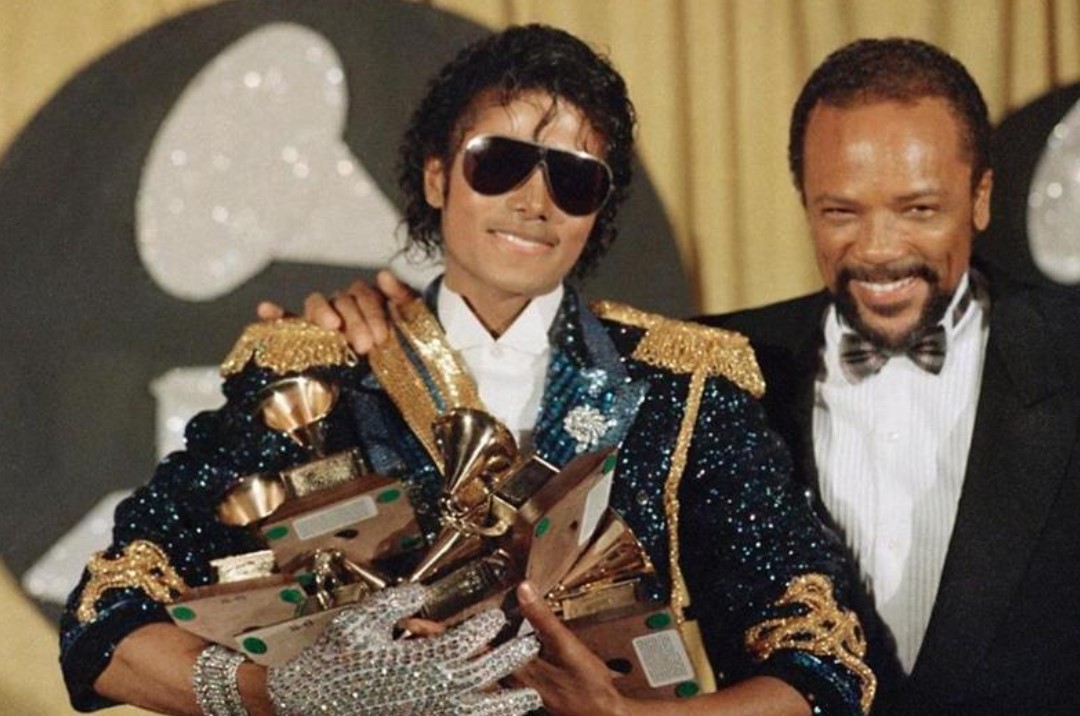 Michael Jackson And Quincy Jones At The 1984 Grammy Awards After Winning 8 Awards For Their Thriller Album.