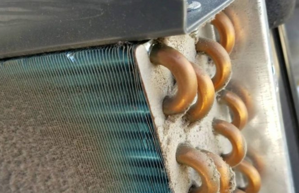 Clean The AC Unit