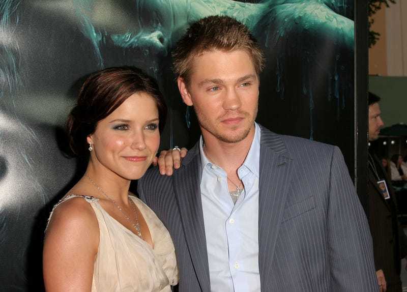 Chad Michael Murray And Sophia Bush 5 Months