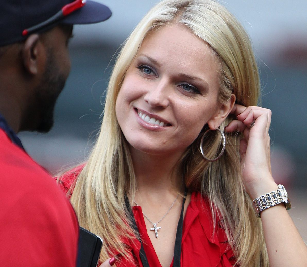 Fox sports sideline reporter female - culturegor