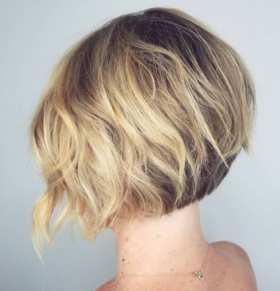 Short Wavy Inverted Bob