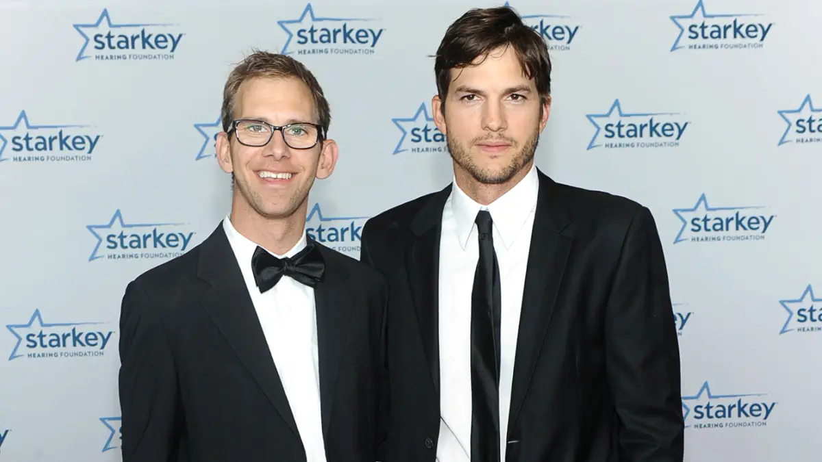 Ashton Kutcher And Michael Kutcher