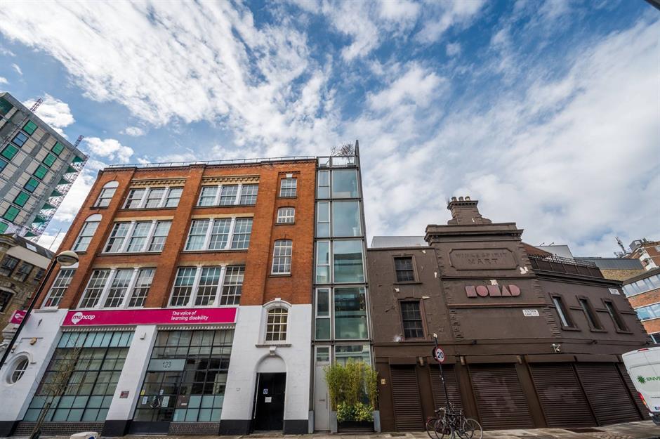 Six-story Skinny Home in London