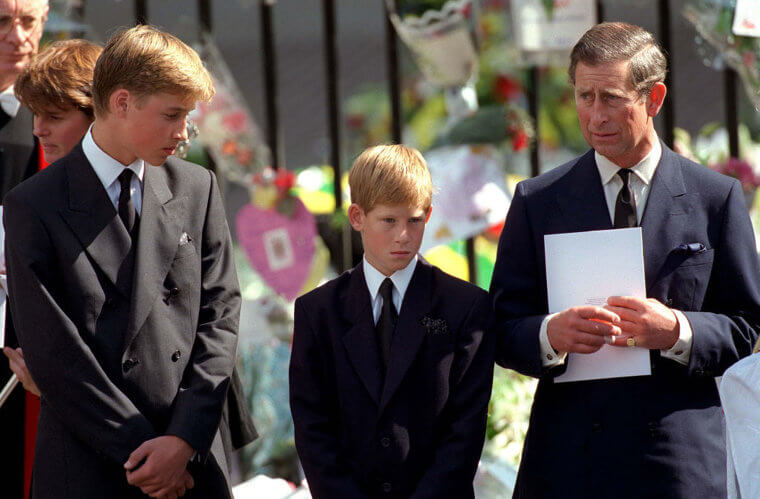 No Wearing Black (Anwar Hussein:WireImage:Getty Images)