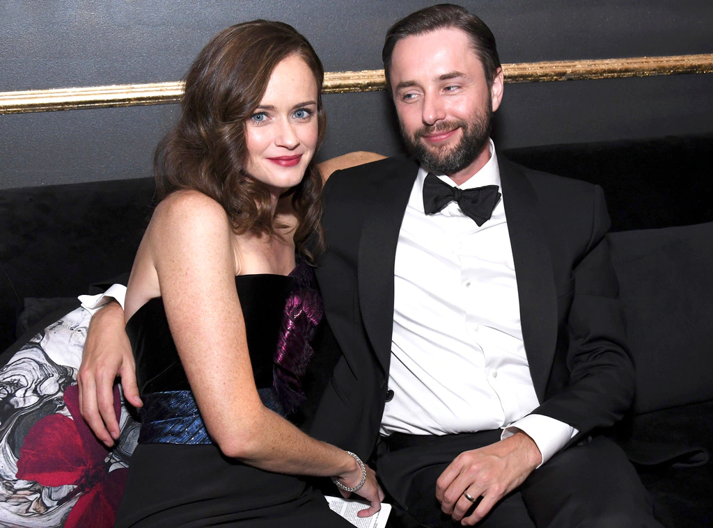 Alexis Bledel And Vincent Kartheiser 