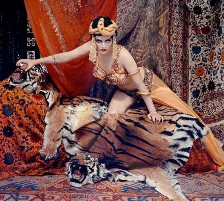 Marilyn Monroe As Theda Bara In 1958